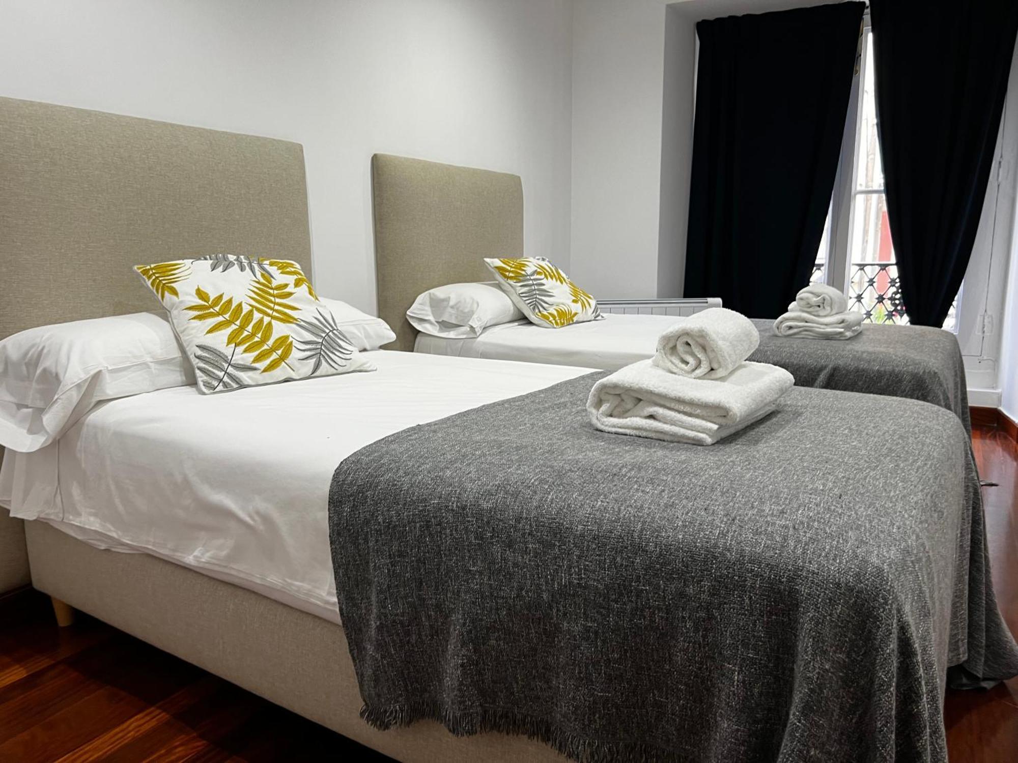 Oktheway Riego De Agua 23 Apartment A Coruna Bagian luar foto