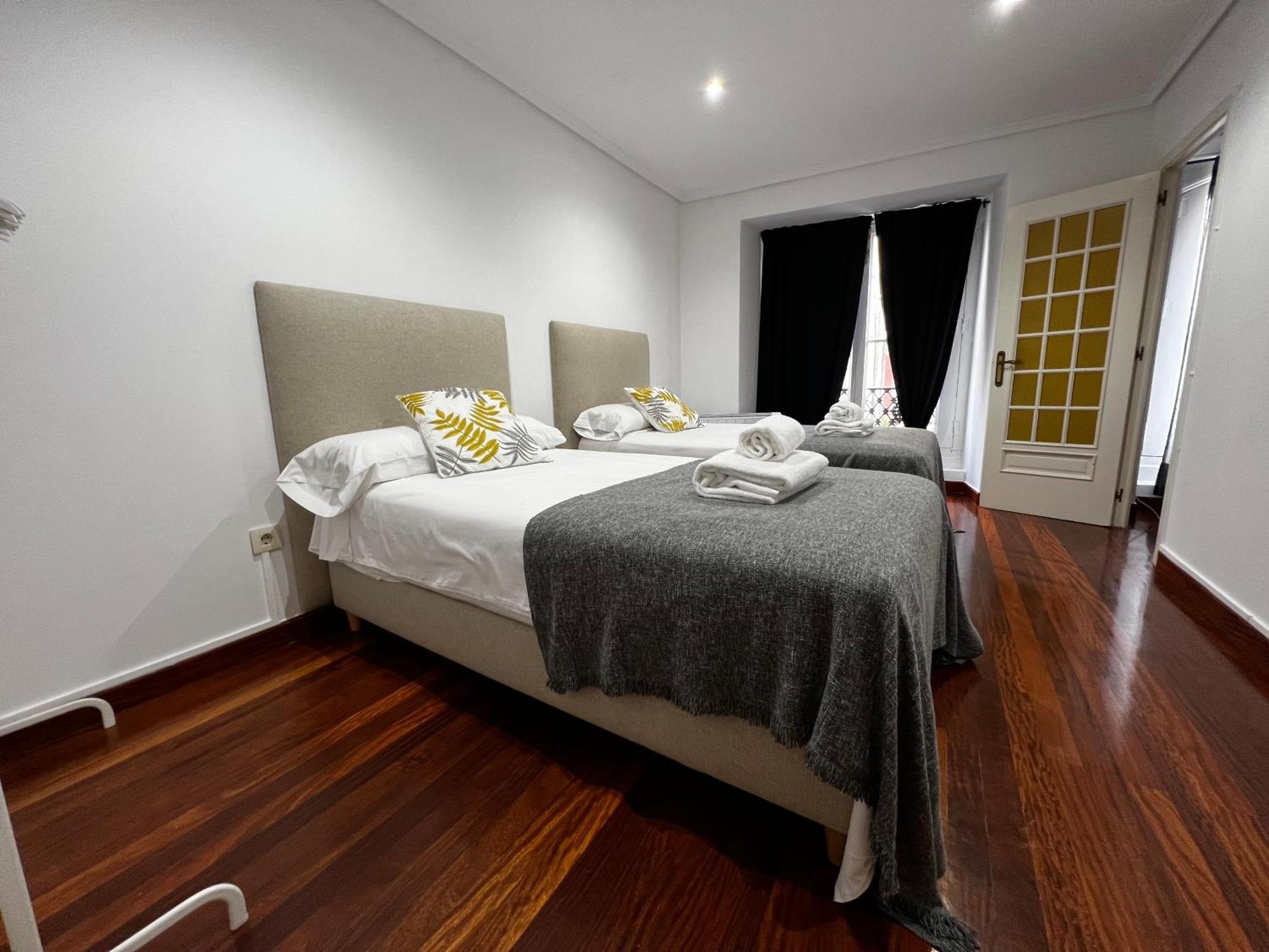 Oktheway Riego De Agua 23 Apartment A Coruna Bagian luar foto